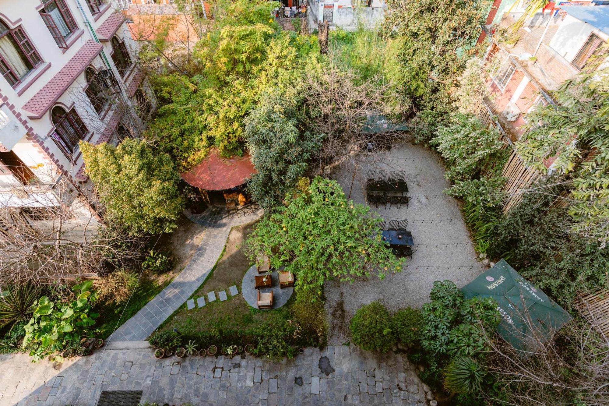 Hotel Cloud 9 Garden Katmandu Zewnętrze zdjęcie