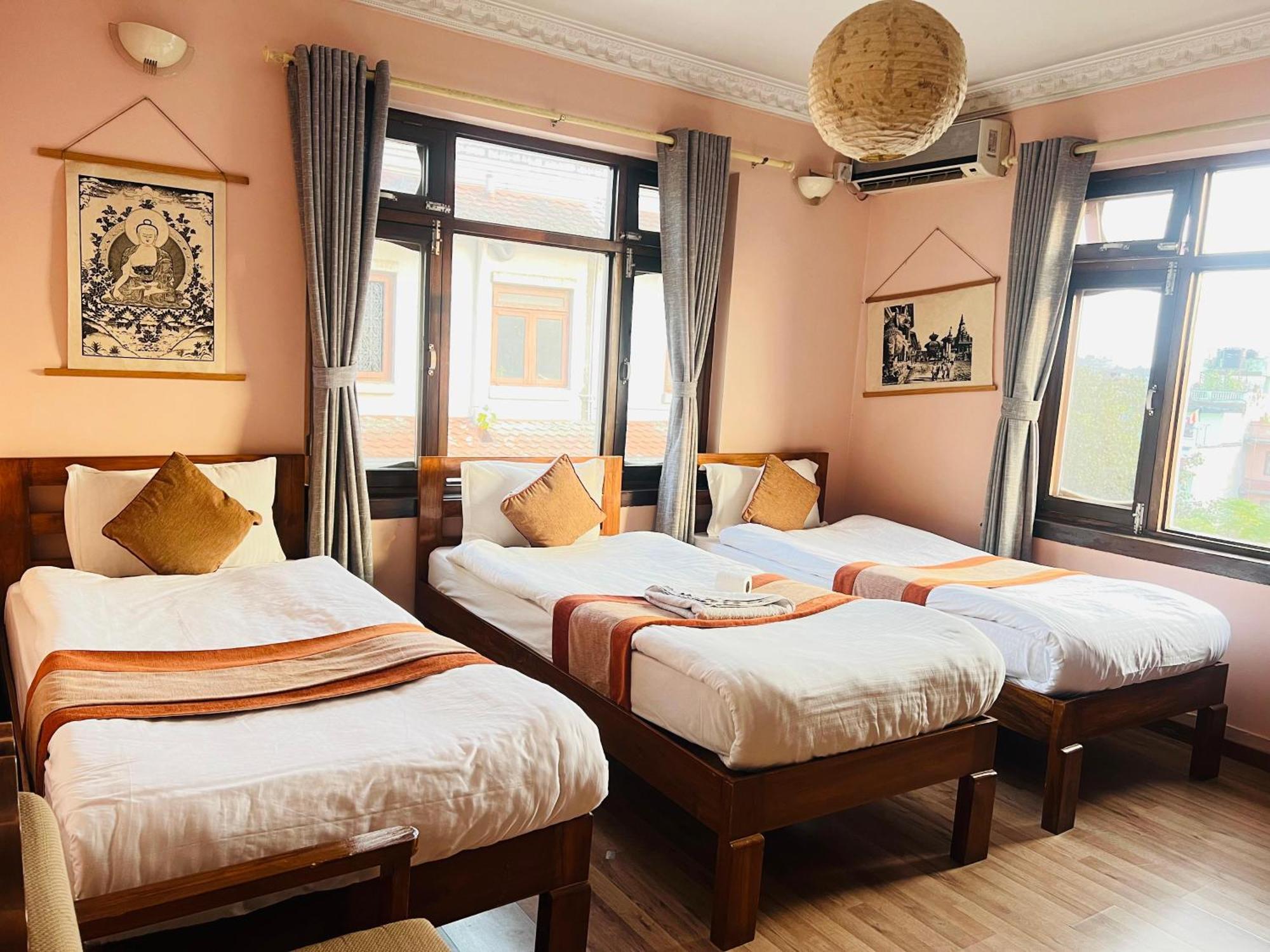 Hotel Cloud 9 Garden Katmandu Zewnętrze zdjęcie